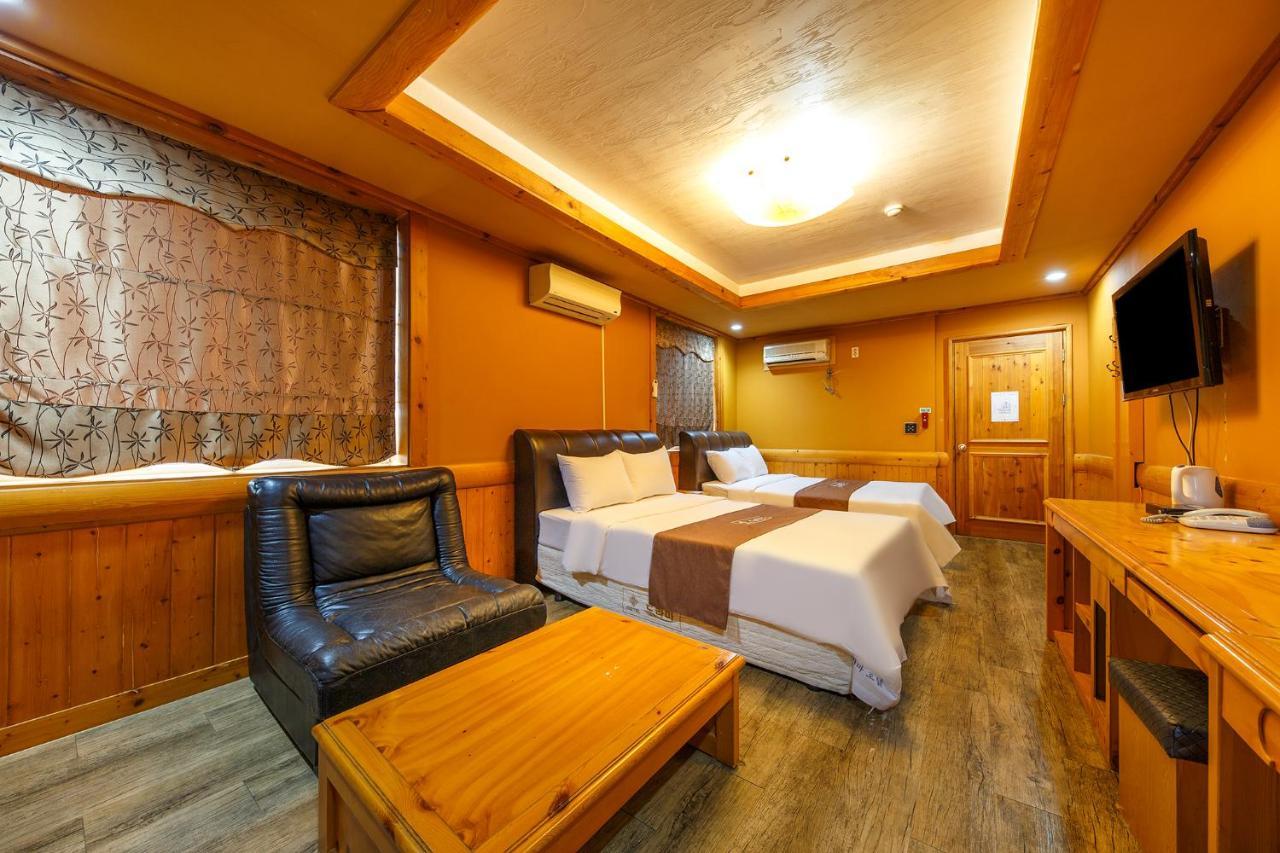 Drama Motel Poljong Kültér fotó