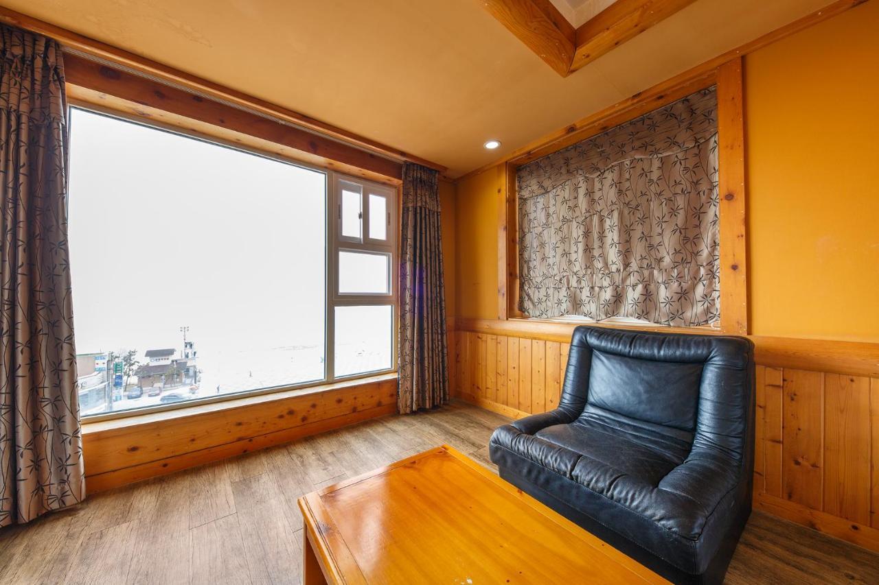 Drama Motel Poljong Kültér fotó