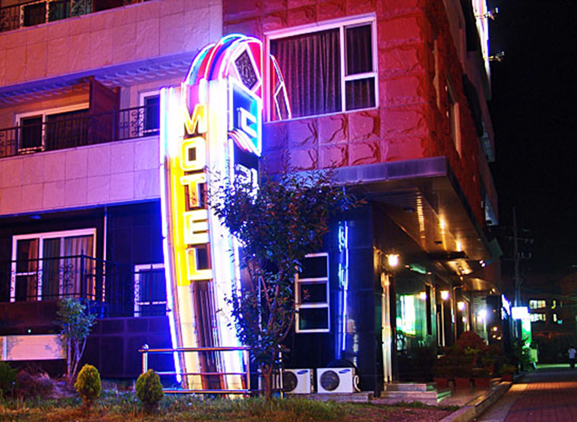 Drama Motel Poljong Kültér fotó