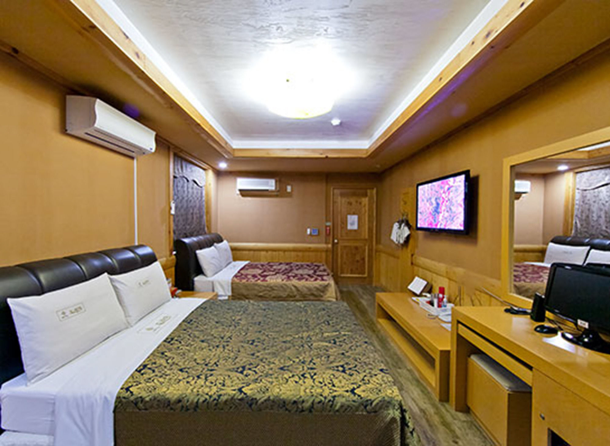 Drama Motel Poljong Kültér fotó