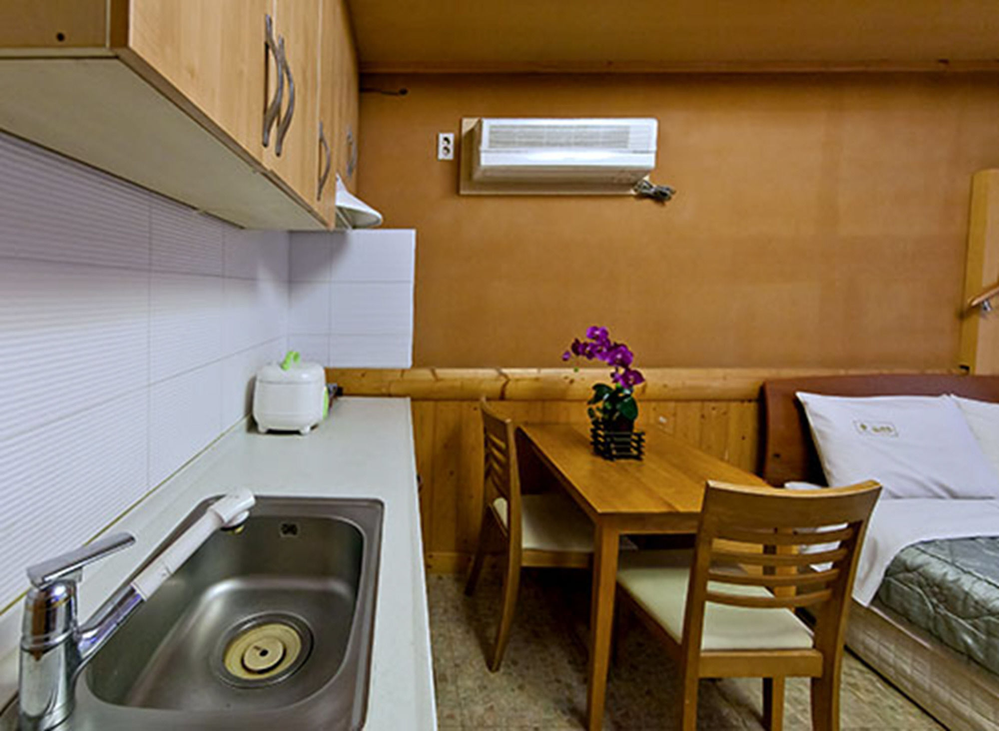 Drama Motel Poljong Kültér fotó